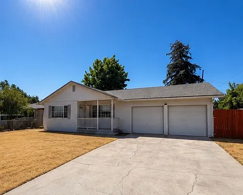 920 Houser Ln Photo 1