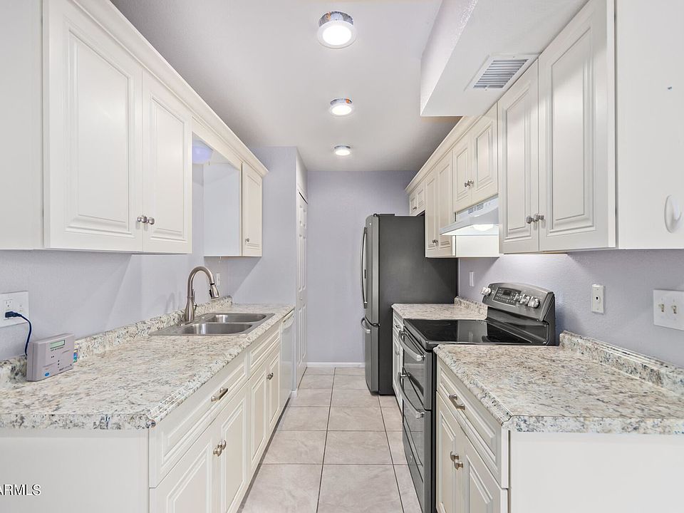 1st image of 6018 W Golden Ln