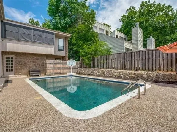 4917 Bryce Ave, Fort Worth, TX 76107