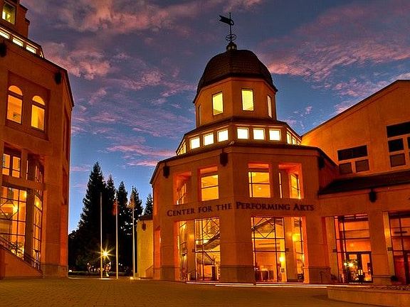 Walk to Downtown Mountain View