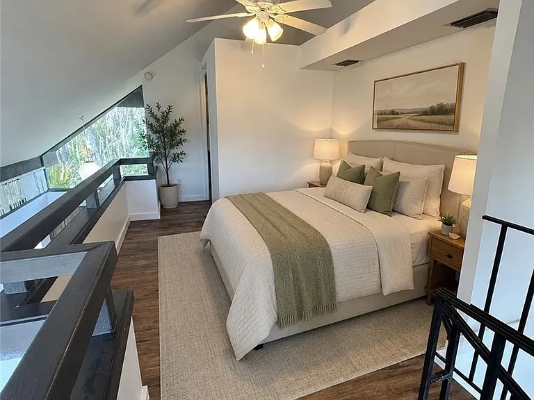 2649 N Seabreeze Point S — Photo 15