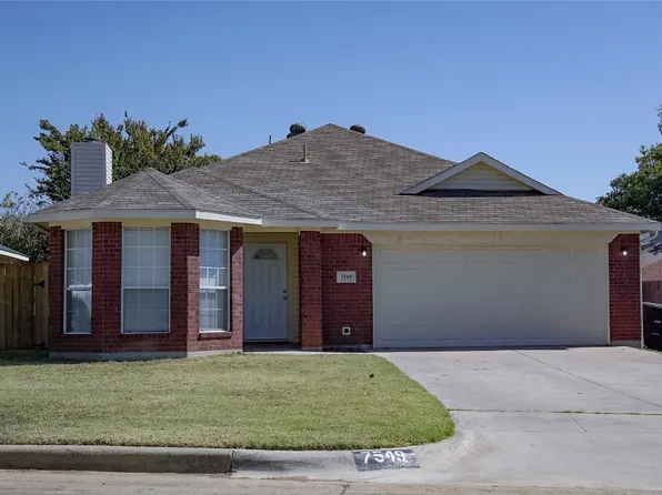 7549 Ashcroft Cir, Fort Worth, TX 76120