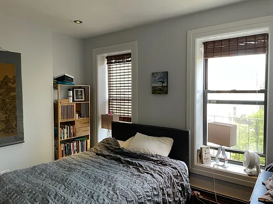 Rented by Friedman Roth Realty | media 4
