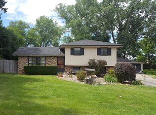 25W160 Plank Rd, Naperville, IL 60563