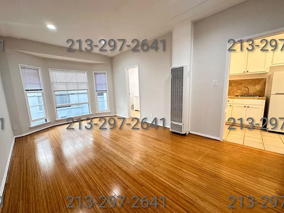 854 S Serrano Ave #106