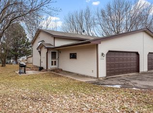 106 Welter Cir, Saint Michael, MN 55376