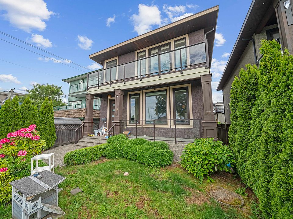 1st image of 8 Glynde Ave N