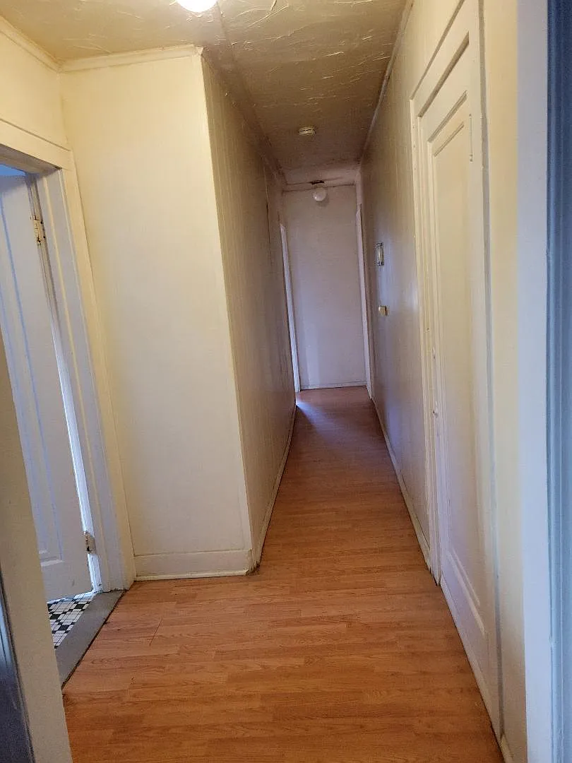 Building Photo - 69 Poplar Ave #2