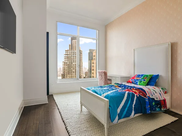 30 Park Place image 4 of 11