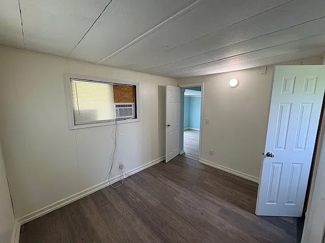 6905 Keithley Rd — Photo 5