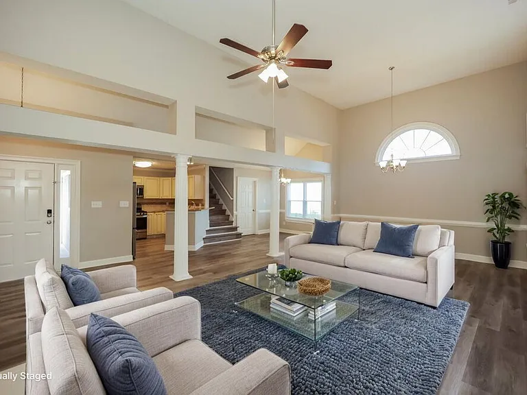 385 Fairway Ct — Photo 5