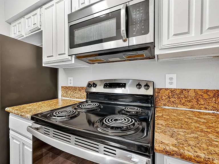 2110 Wilcrest Dr #138 — Photo 14