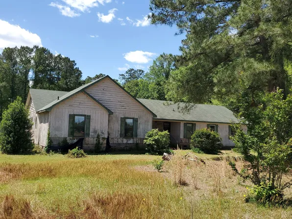 4600 Hummingbird Pl, Fayetteville, NC 28312