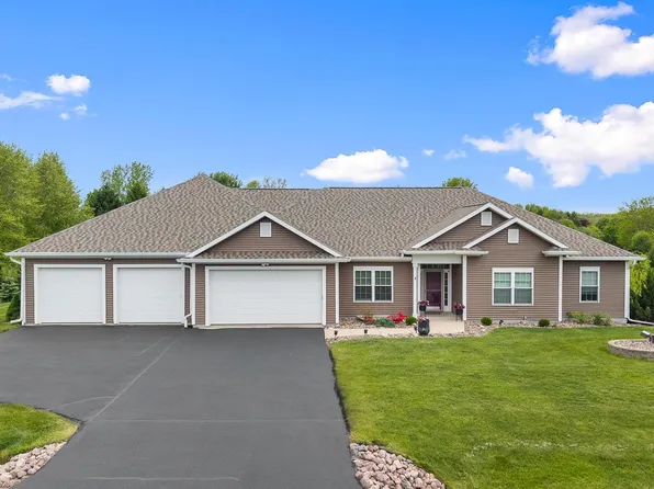 3281 Burke Rd, Sun Prairie, WI 53590