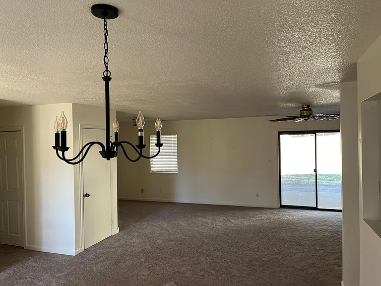 3735 N Armstrong Dr — Photo 8