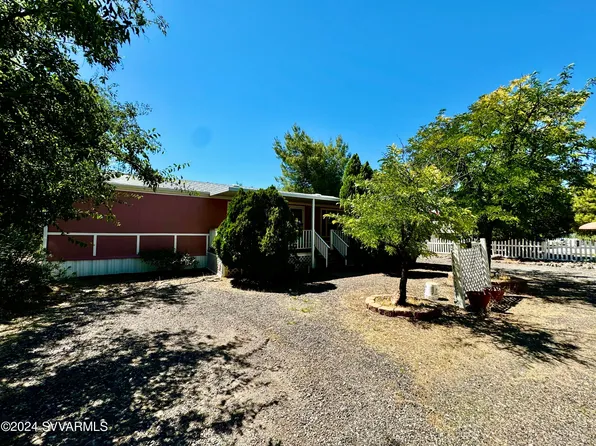 4165 E Shade Road, Rimrock, AZ 86335