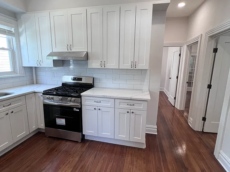 27 Oakwood Ave #1 — Photo 14