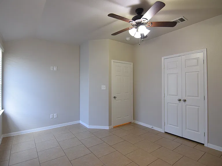 1209 Loyal Ln, Killeen — Photo 10