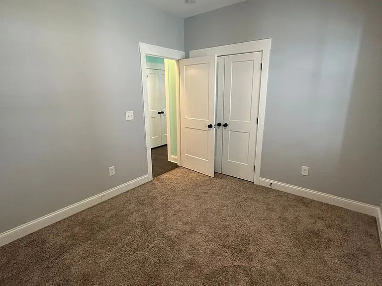 27 Burgess Ave — Photo 15