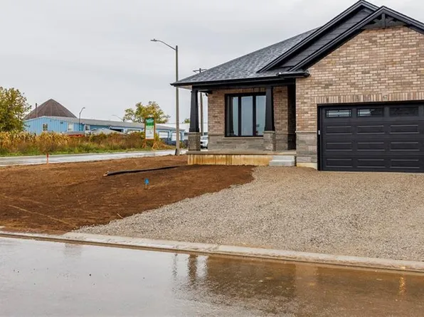93 Duchess Dr, Norfolk County, ON N4B 0B3
