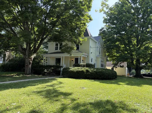 1078 Birney Ln, Cincinnati, OH 45230