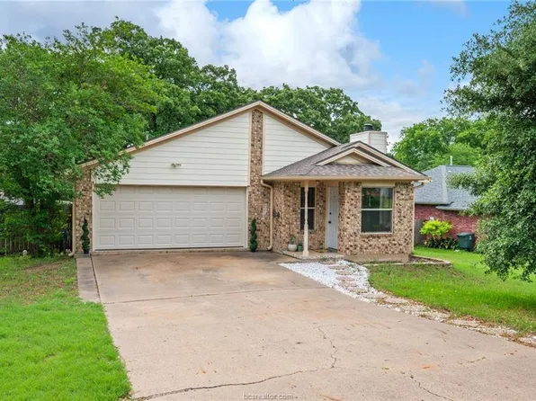 2503 Westwood Main Dr, Bryan, TX 77807