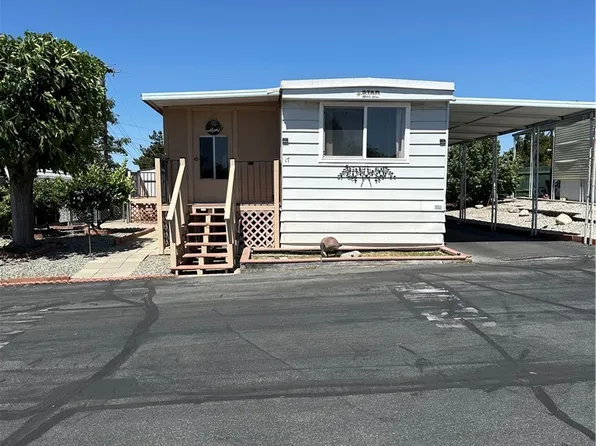 721 N Sunset Ave Space 17, Banning, CA 92220