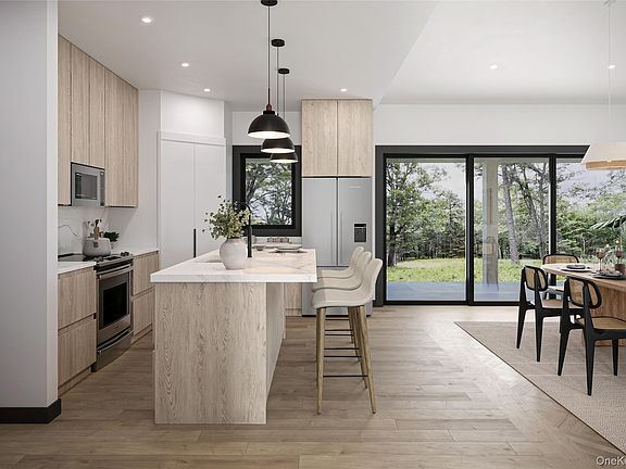 5th image of 273 Crystal Lake Road