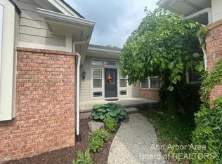 2243 Old Falls Dr, Ann Arbor, MI