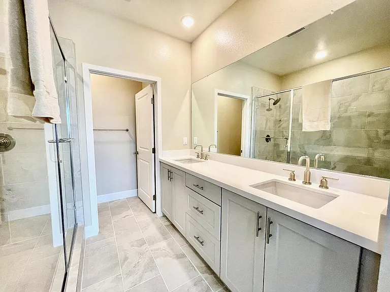 1692 Enterprise Dr — Photo 20