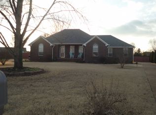 27 Stansbury Cv, Humboldt, TN 38343