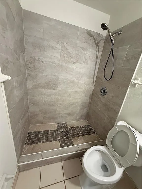 2 bed, 1.0 bath, 901 sqft, $1,500 — Photo 3