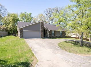 609 Kitty Hawk St, Van Buren, AR 72956