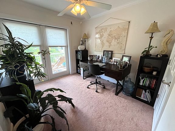 4th image of 320 24th St