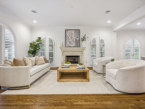 5th image of 5034 Tangle Ln