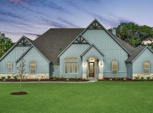 947 Silverleaf Dr, Weatherford, TX 76085