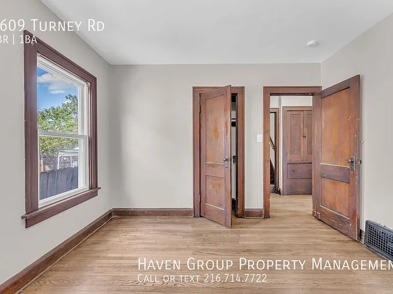 4609 Turney Rd — Photo 19