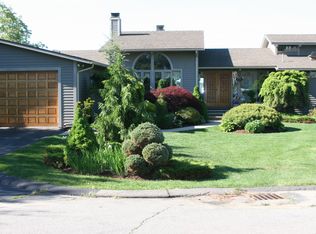 6 Linda Ln, Somerset, MA 02726