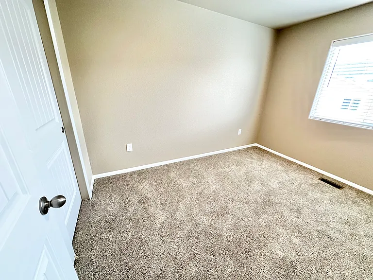 1720 Belton Hts — Photo 7