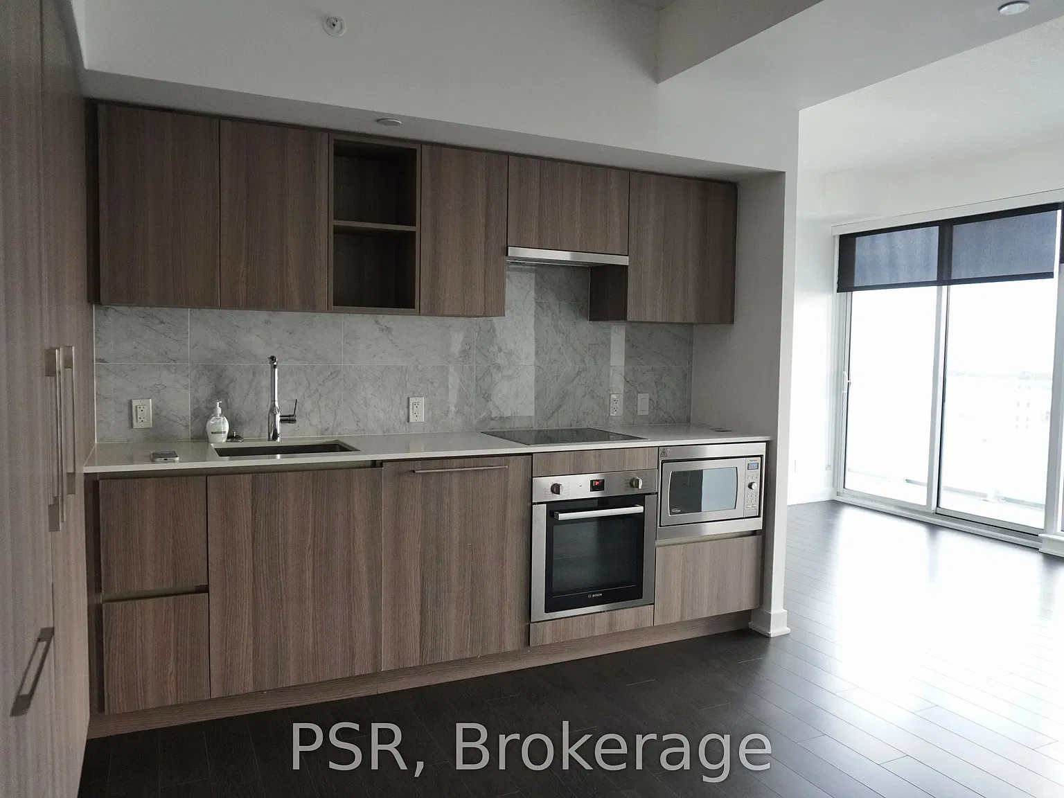 3 bed, $3,800 — Photo 1