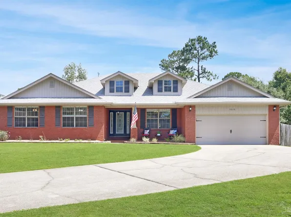 8678 Reagan Dr, Pensacola, FL 32506