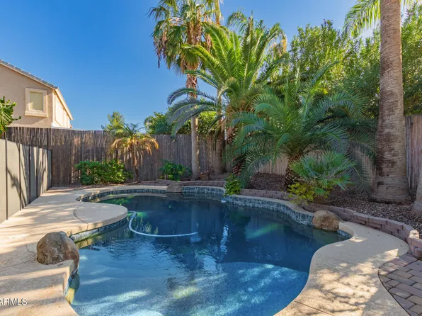 3297 E MAYBERRY Avenue, Gilbert, AZ 85297