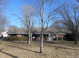9481 E 480th Rd, Claremore, OK 74017