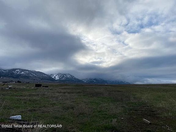 2nd image of 105298 N Us Highway 89
