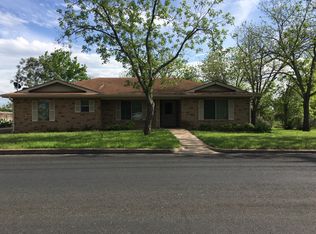 109 E Highway St, Fredericksburg, TX 78624