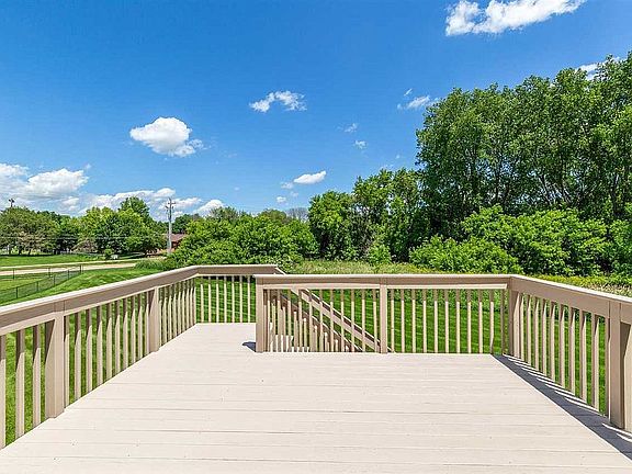 Rear deck/treeline