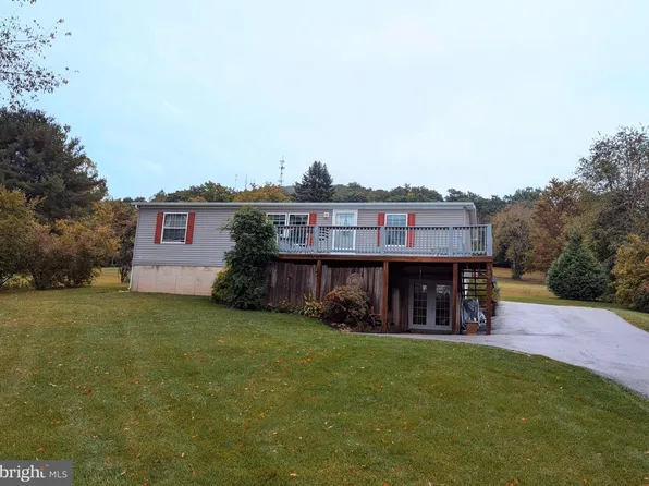 130 Greens Valley Rd, Centre Hall, PA 16828