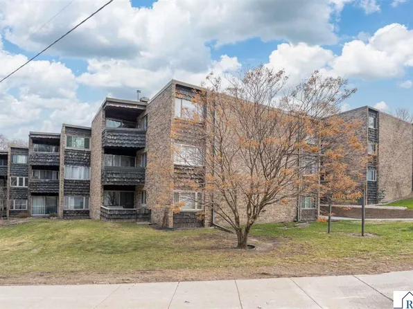 100 Cedar St APT 305, Mankato, MN 56001
