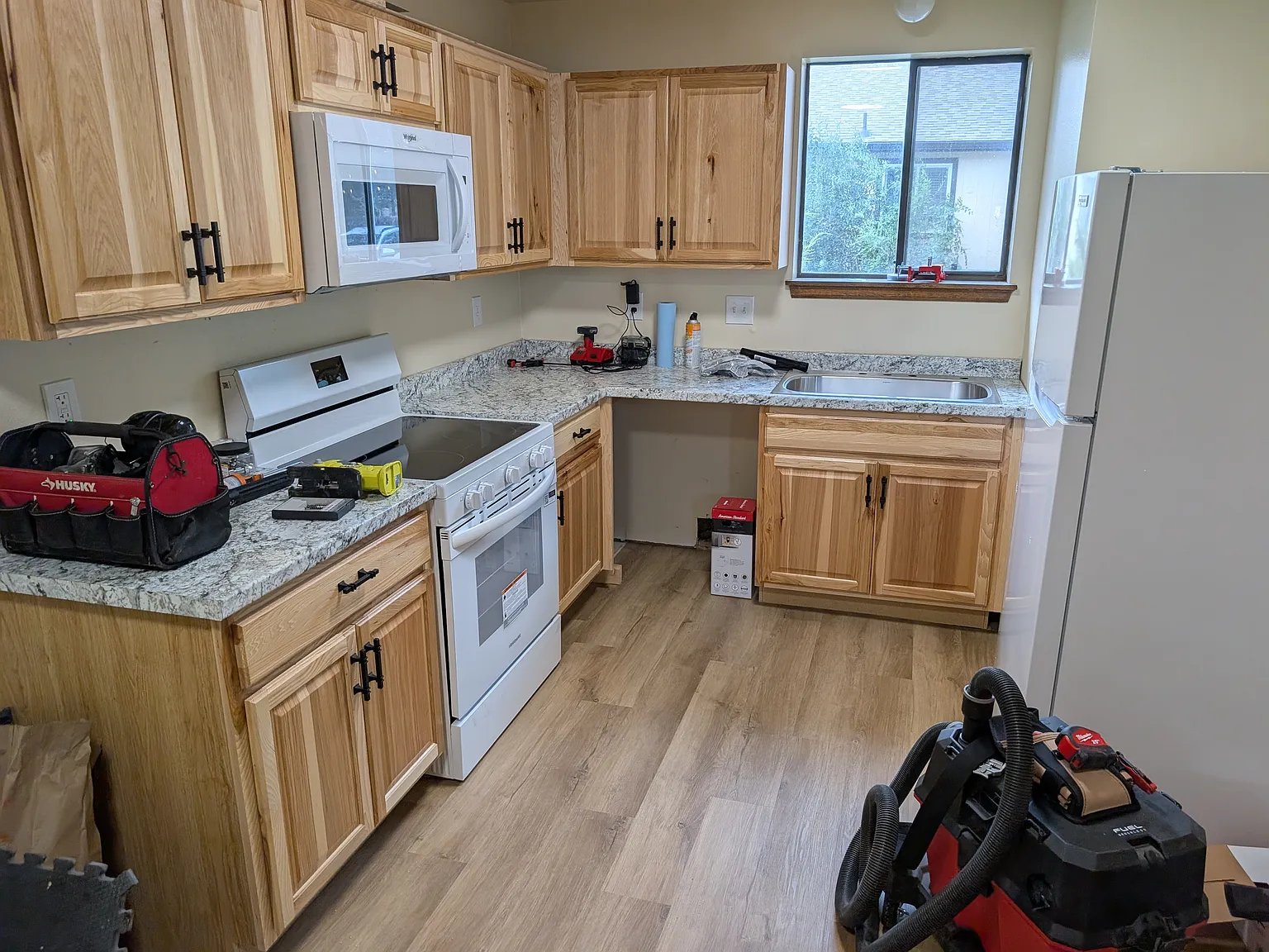 2 bed, 1300 sqft, $1,900 — Photo 3