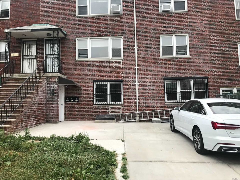 1st image of 9114 23rd Ave